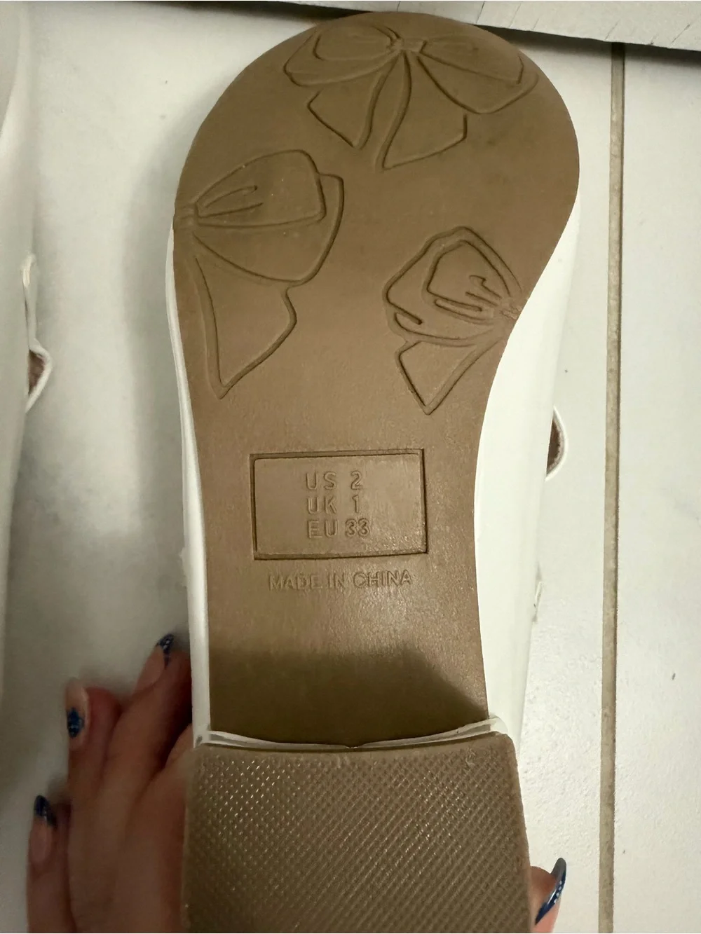 Girls White Patent Mary Jane Shoes